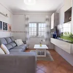 Villa Luz Vieira *